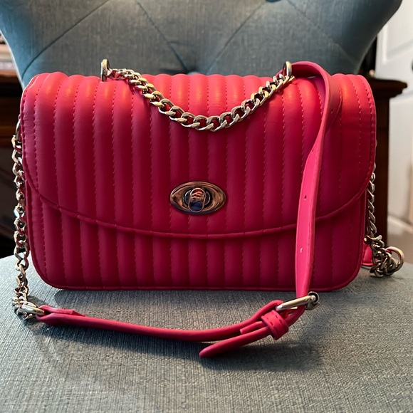 Steve Madden Hot Pink Quilted Crossbody Bag - Picture 2 of 7